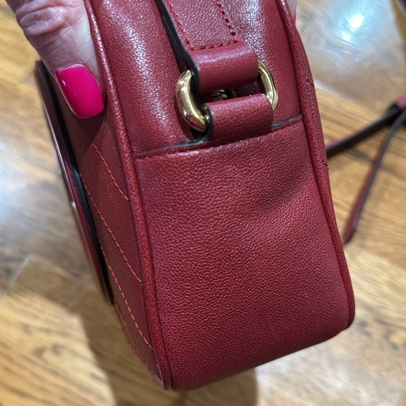 Gucci Blondie Small Shoulder Bag - Picture 9 of 12